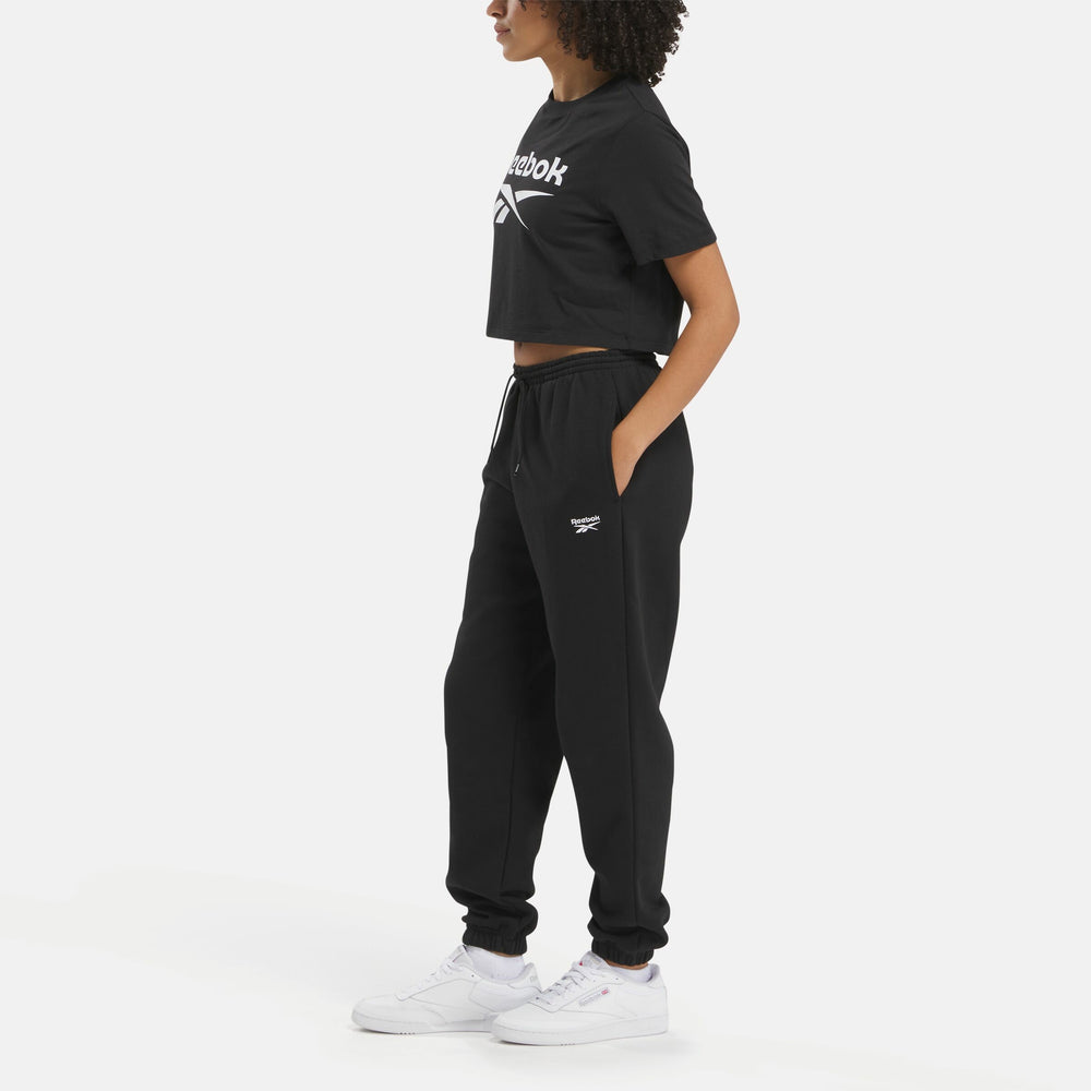Reebok Identity Big Logo Crop T-Shirt (1)