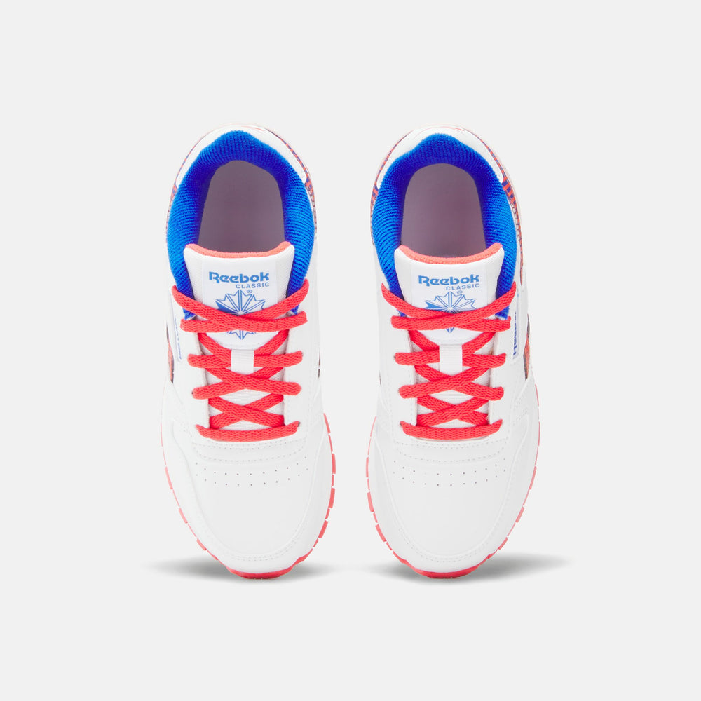 Classic Leather Step 'n Flash 2.0 Shoes (Little Kids) (4)