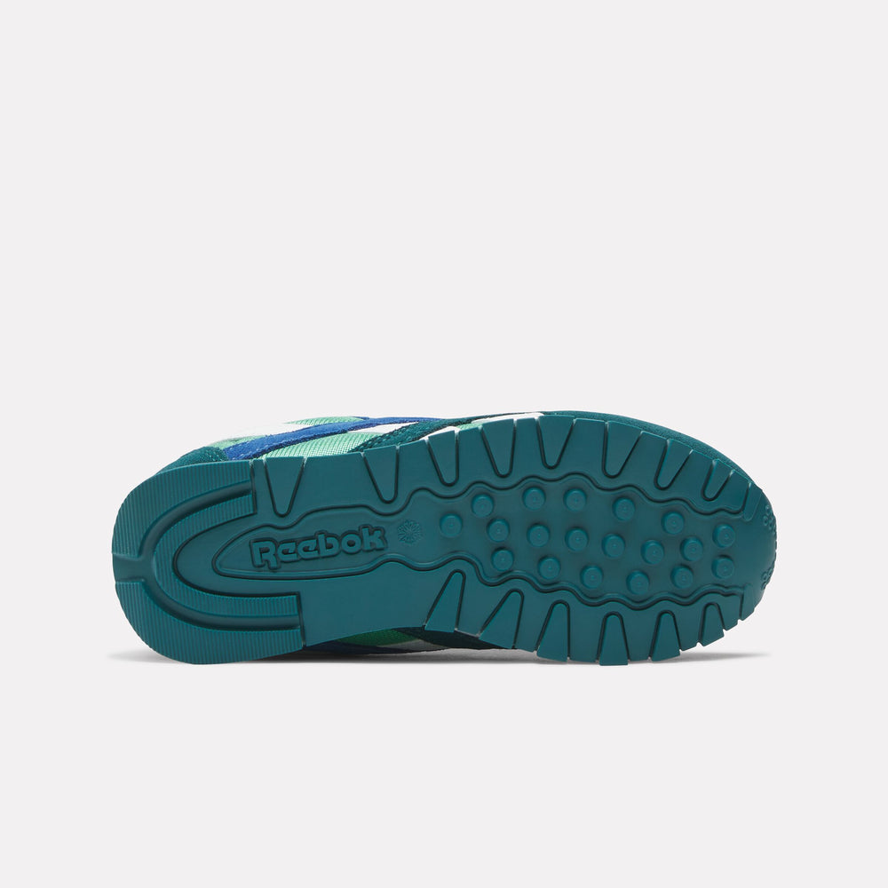 Classic Nylon Shoes (Little Kids) (3)