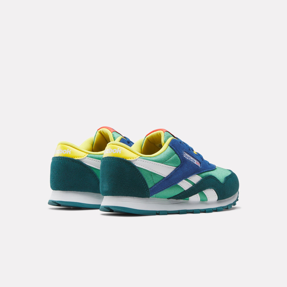 Classic Nylon Shoes (Little Kids) (2)