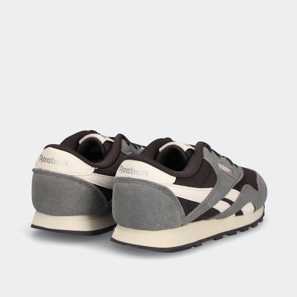 Classic Nylon Shoes (2)