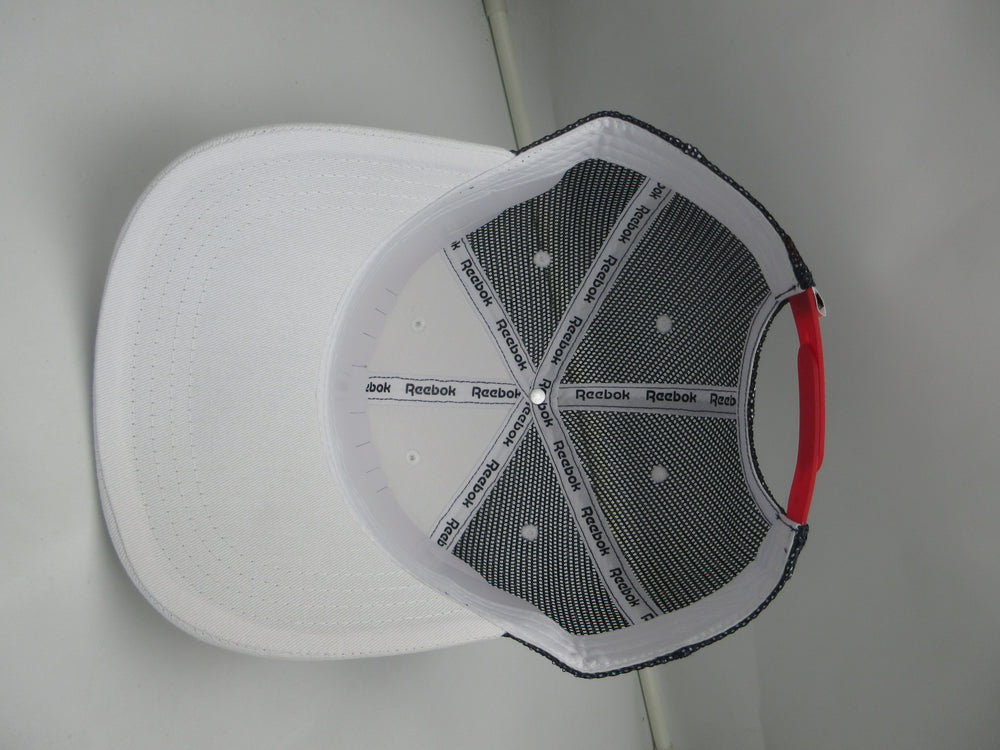 Reebok Woven Patch Vector Trucker Cap (4)