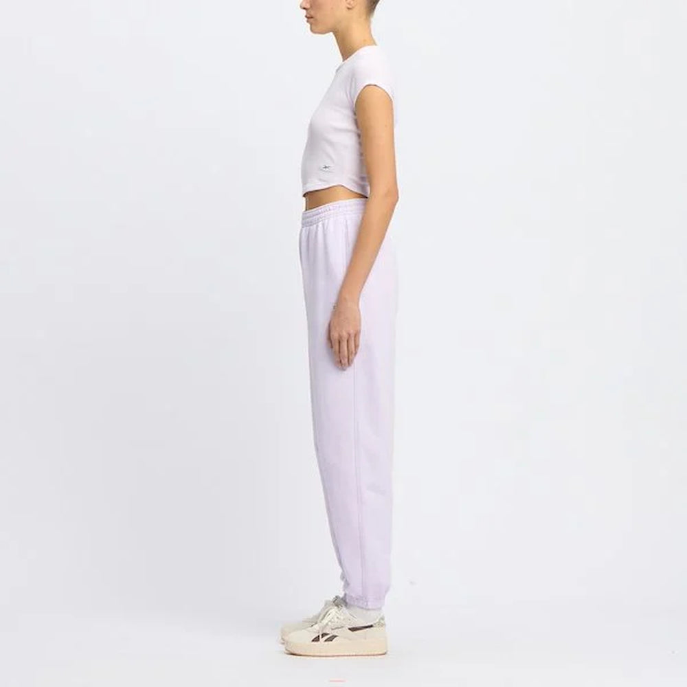 Studio Style T-Shirt (1)