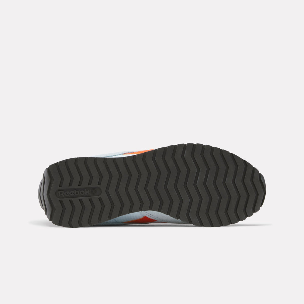 Women's Classic AZ Shoes (3)