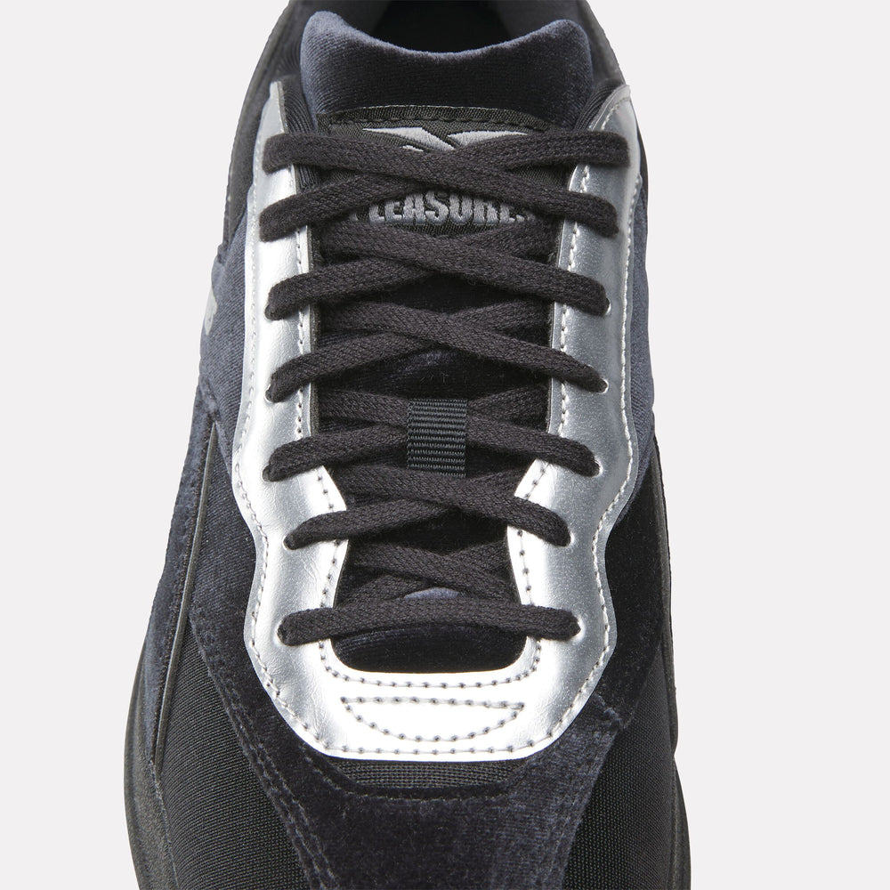 Reebok x PLEASURES Hammer Street Shoes (6)