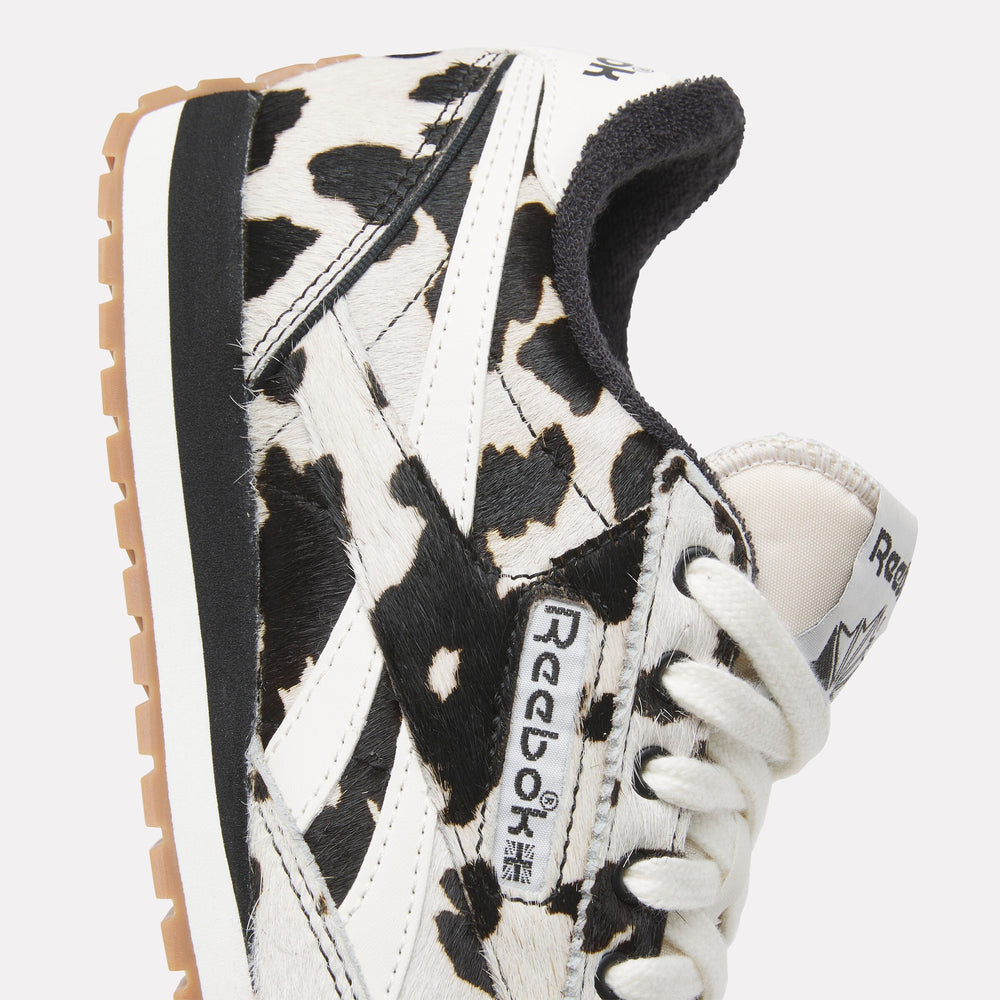 Women's Classic AZ Shoes (4)