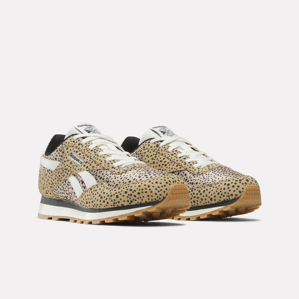 Classic AZ Shoes (Big Kids) (1)