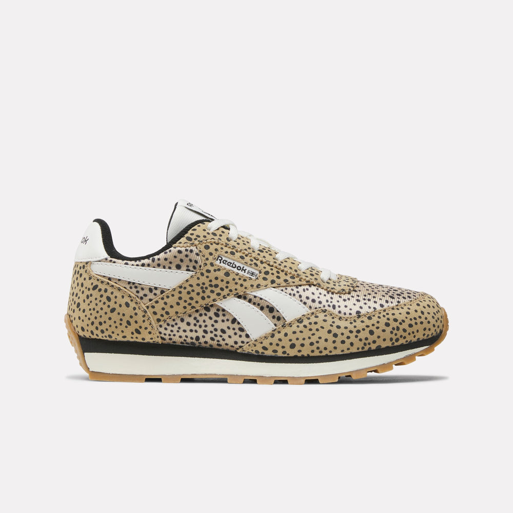 Classic AZ Shoes (Big Kids)