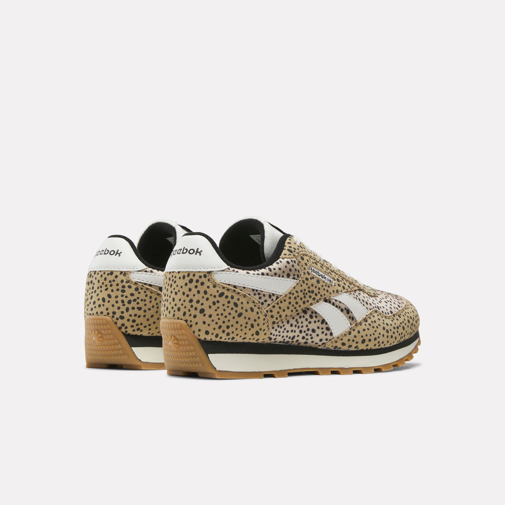 Classic AZ Shoes (Big Kids)