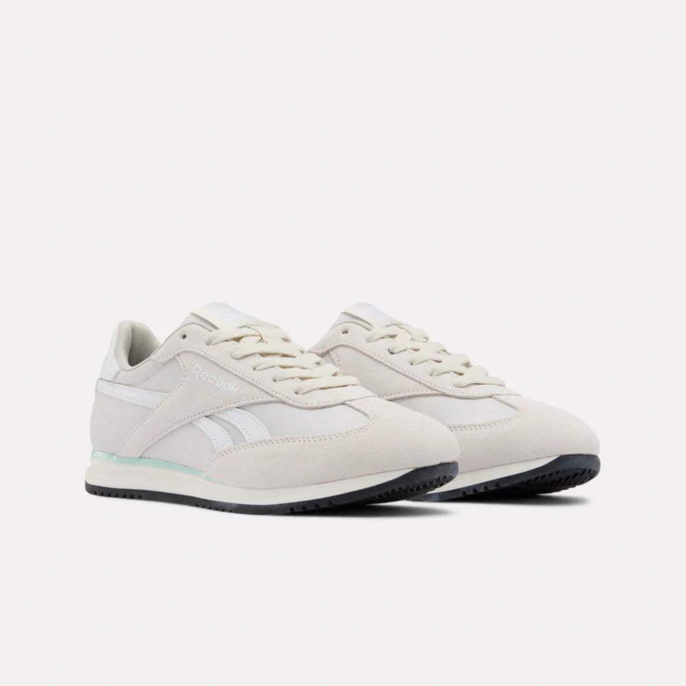 Women's World 70 Shoes (1)