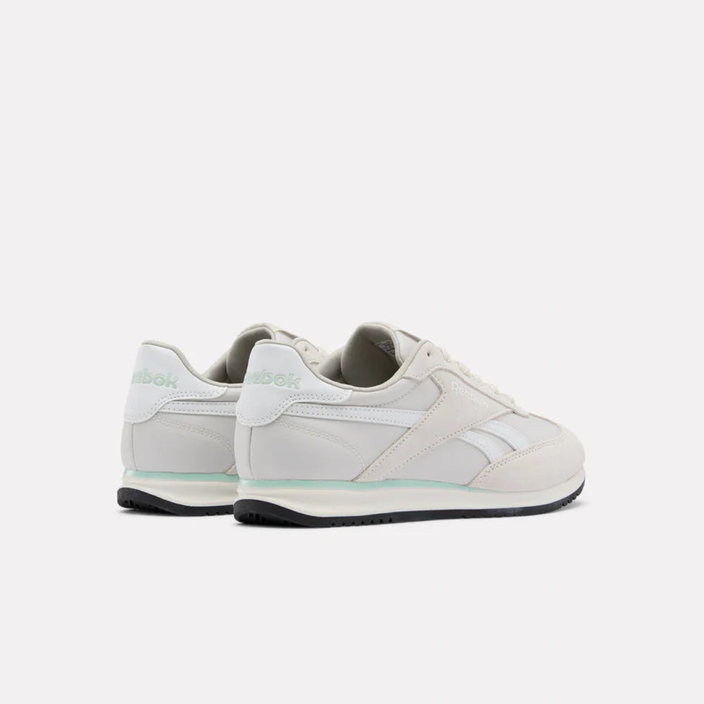 Women's World 70 Shoes (2)
