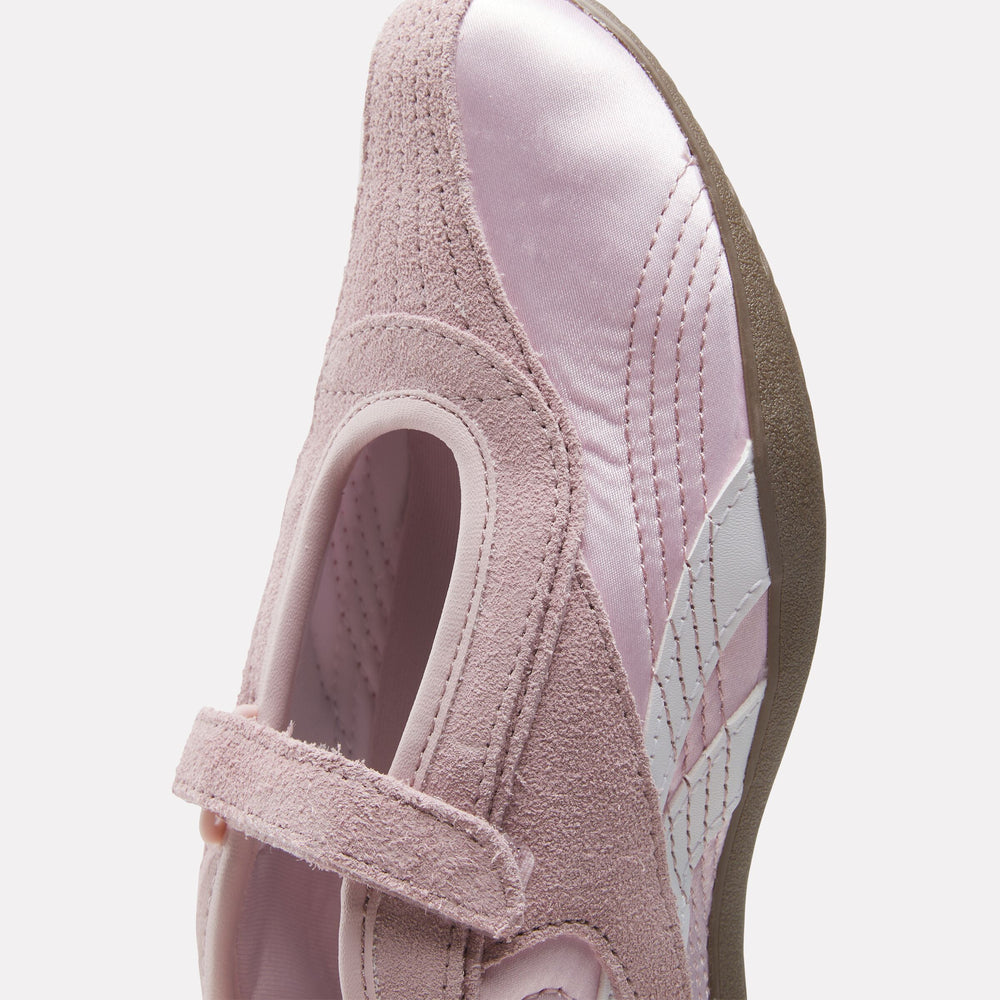 Women's Ultra Lo Mary Jane Shoes (5)