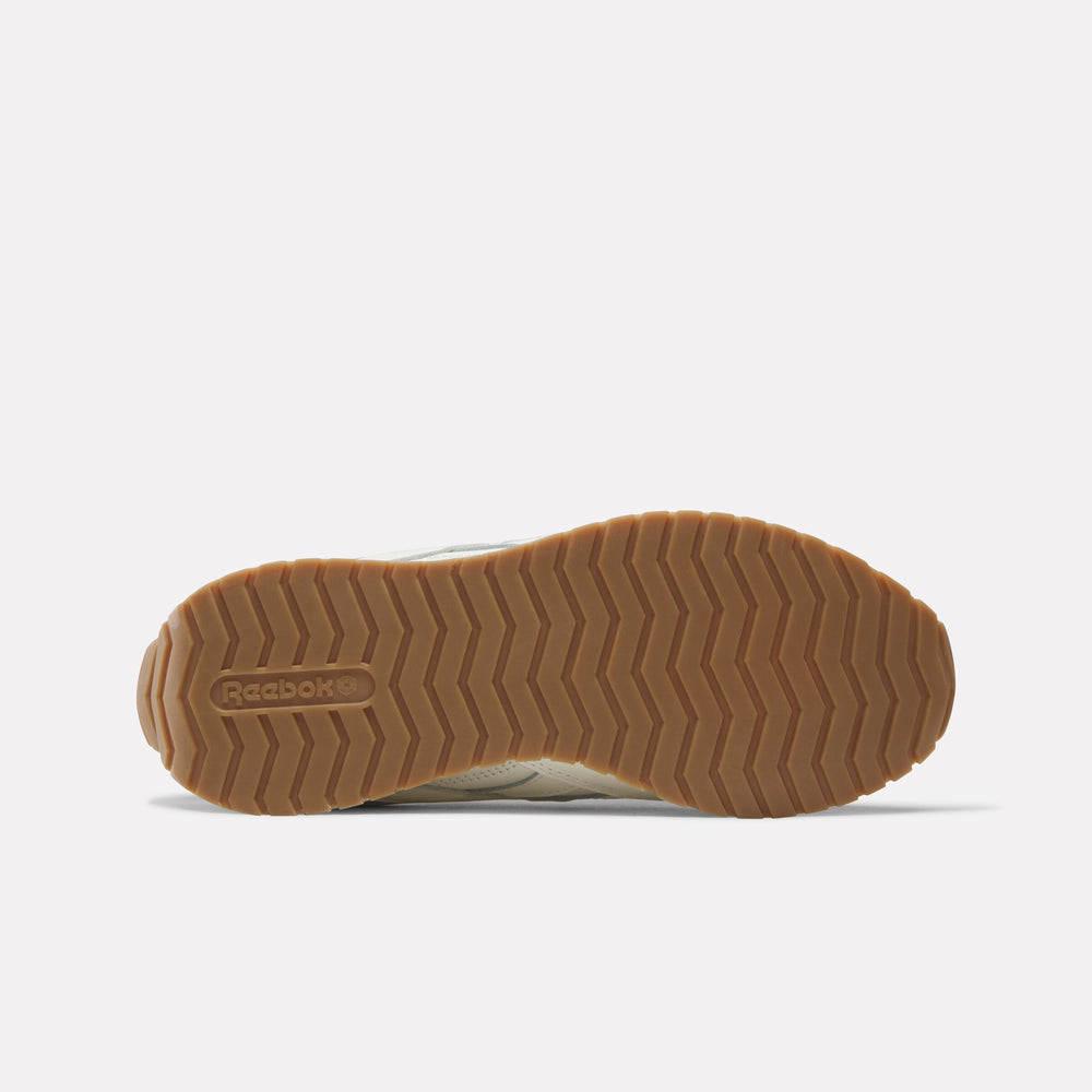 Women's Classic AZ Shoes (3)