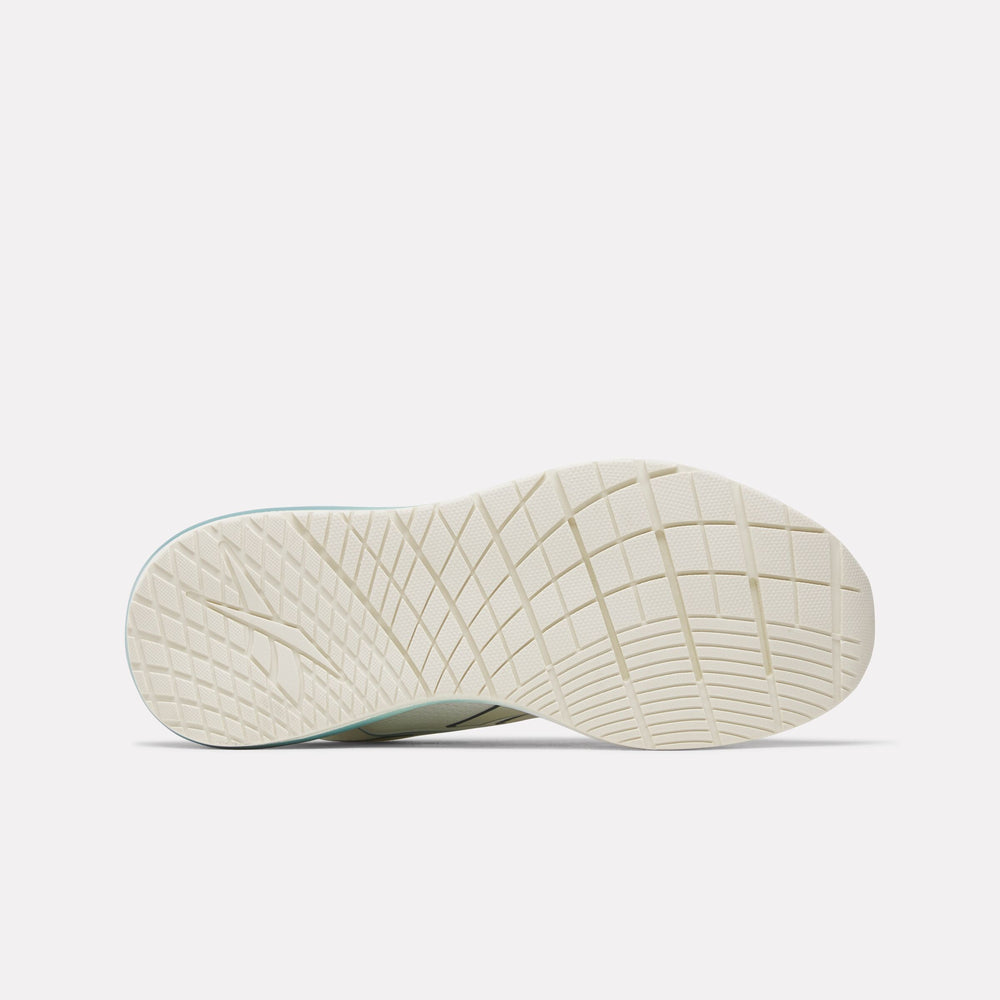Women's Nanoflex Trainer 2 Shoes (3)