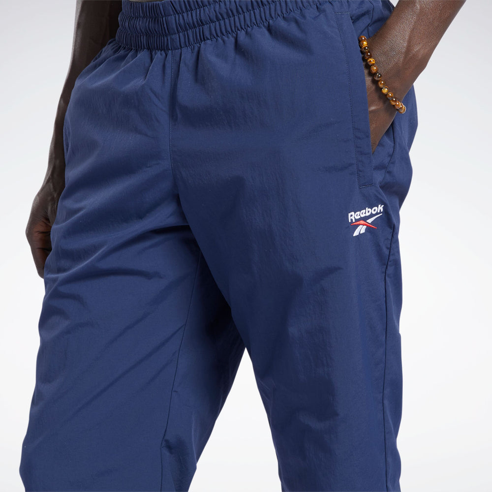 Classics Vector Track Pants (8)
