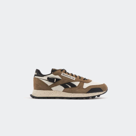 Classic Leather Winterized Shoes